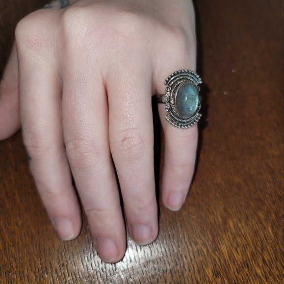 Silver & Laboradite ring - Picture 3 of 13